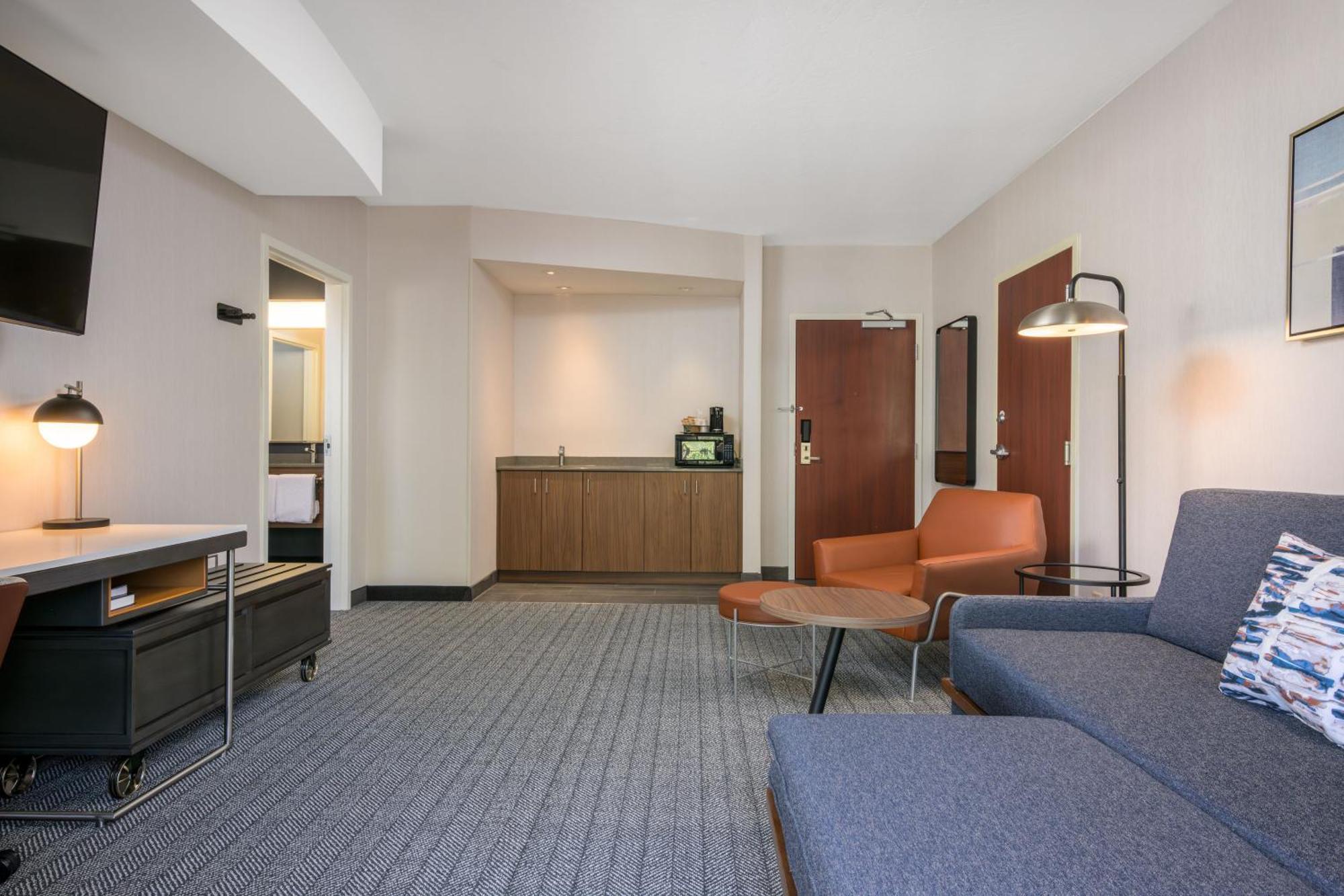 Courtyard Missoula Hotel Exterior photo